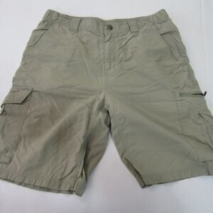 Columbia Omnishade Sun Protection Beige Cargo Shorts Mens sz 32" Outdoor Sports